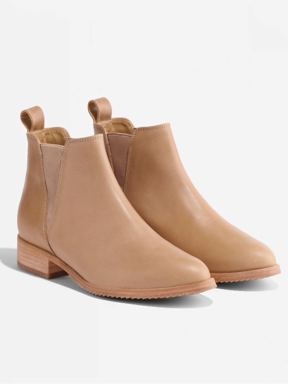 Nisolo Eva everyday Chelsea boot size 8.5 in almond